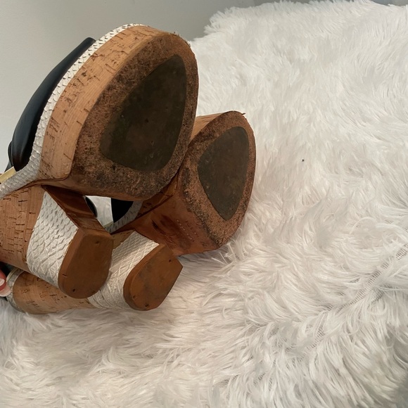 Giuseppe Zanotti wedge leather sandals - Picture 2 of 6